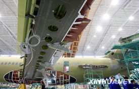 探訪ARJ21飛機(jī)總裝車間 記錄中國(guó)大飛機(jī)的誕生之旅